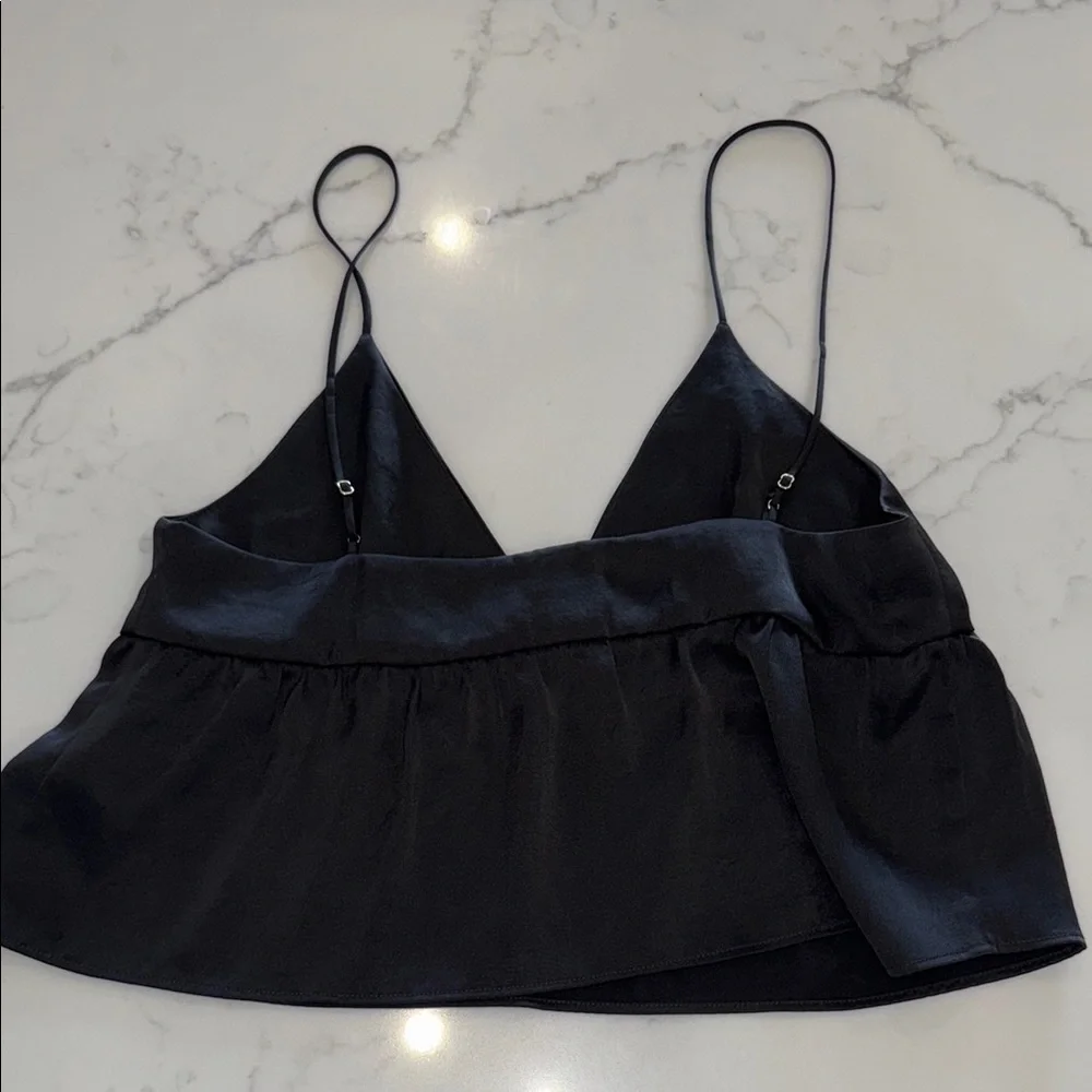 Little Moon Black Sleeveless Crop Camisole - Picture 3 of 3